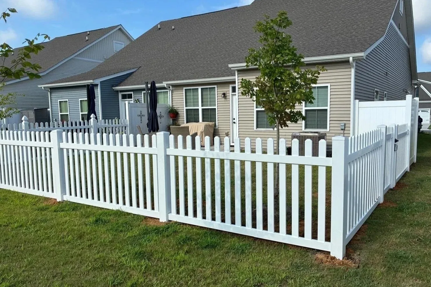 Vinyl Fence Installation - Taylor, Michigan