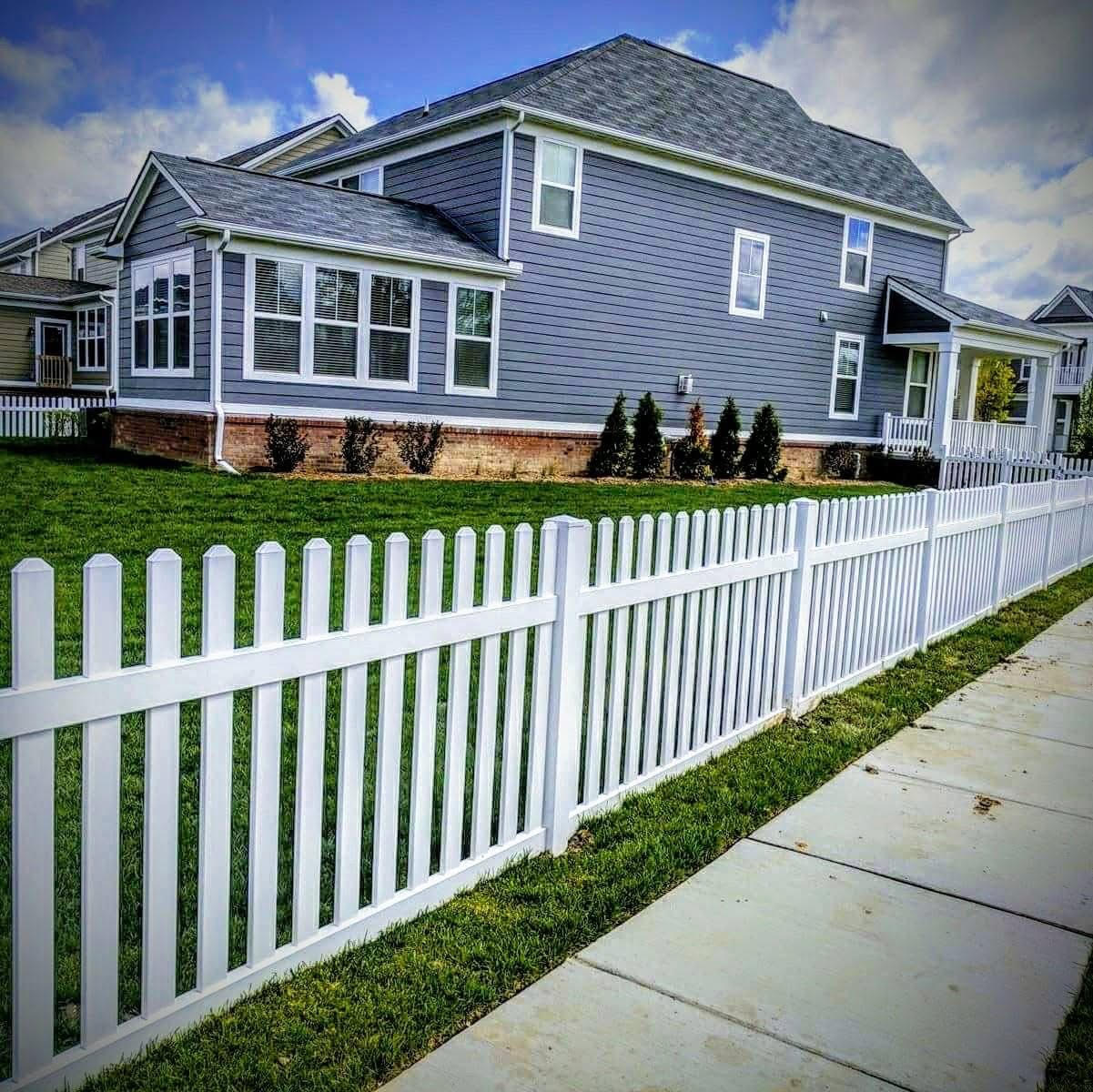 Vinyl Picket Fence
